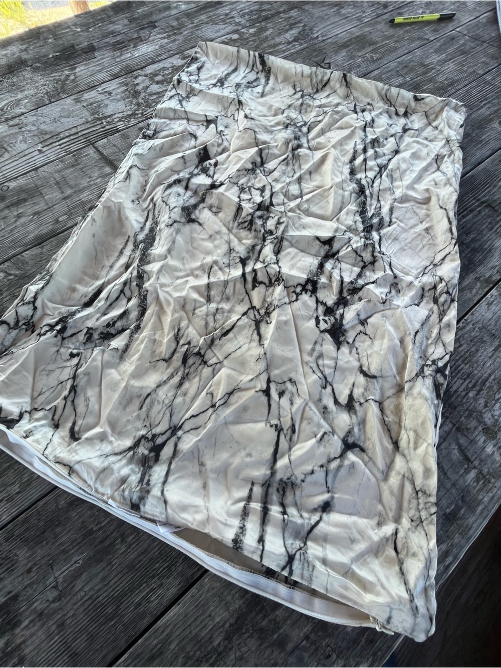 BLISSY pillowcase 100% silk, BL/wh marbled